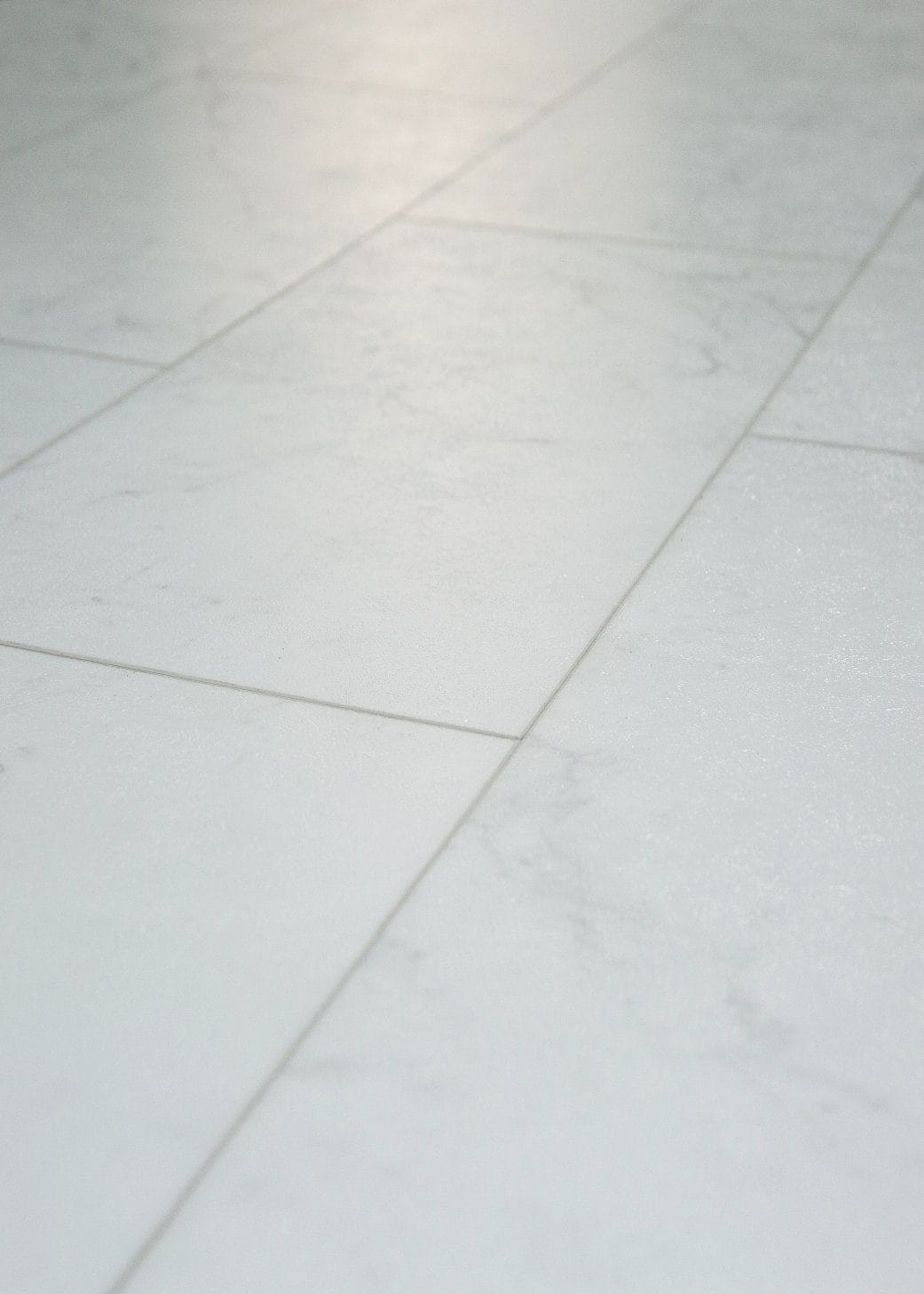 COREtec VV872 COREtec Tile Bianco Marble Coretec 4 In-stock Specials - VV872 COREtec Tile Bianco Marble | Giant Commercial Flooring